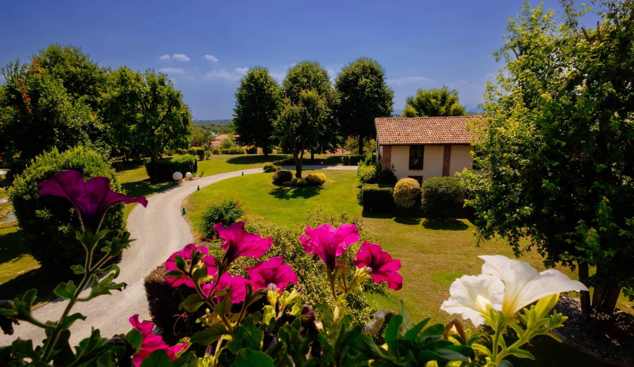 Romantic Hotel Furno in San Francesco al Campo, Italy